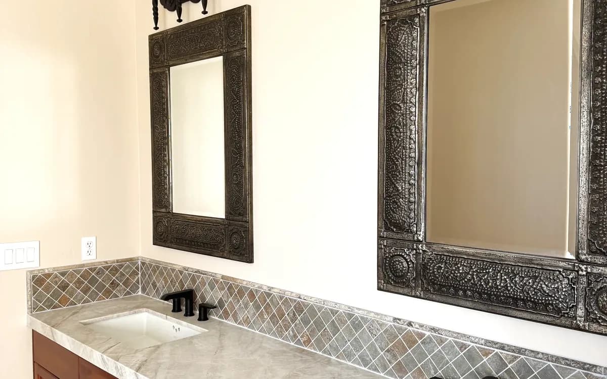 Folsom Luxury Shower Upgrades: Rain Heads, Body Jets, and Steam Systems